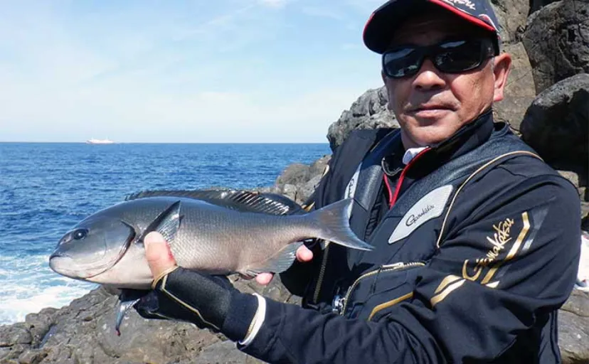 沖磯フカセ釣りで40cm級頭にクロ連打【鹿児島・鶴丸】大型ヒットも無念のバラシ