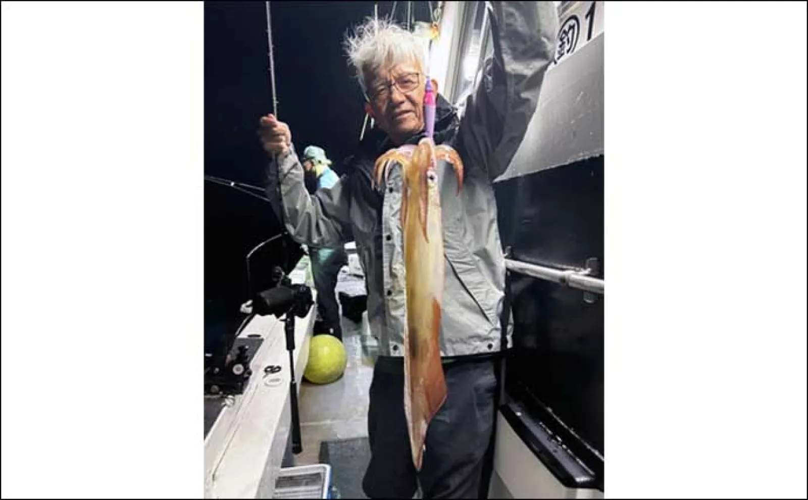 【夜焚きイカ釣果速報】銅突き仕掛けで釣る人100匹超えと上向き(福岡)