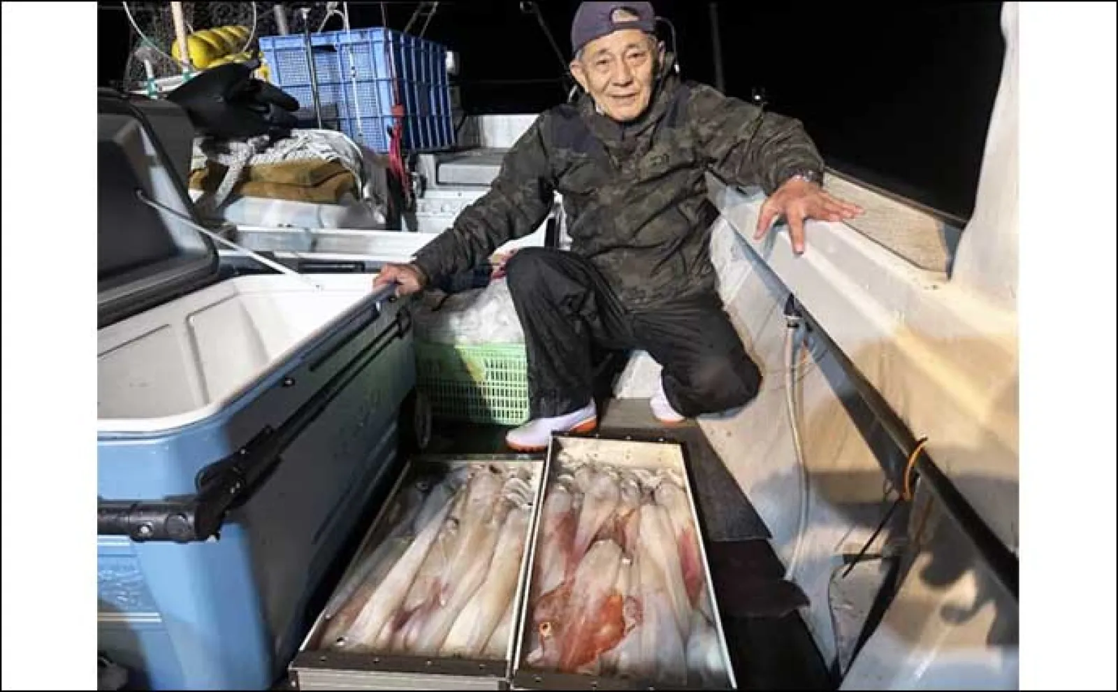 【夜焚きイカ釣果速報】銅突き仕掛けで釣る人100匹超えと上向き(福岡)