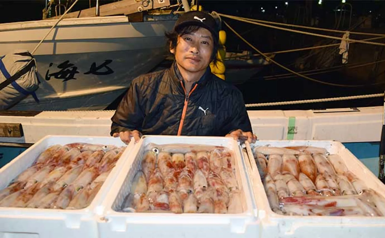 【夜焚きイカ釣果速報】釣る人ヤリイカ70尾前後と好調継続中(福岡)