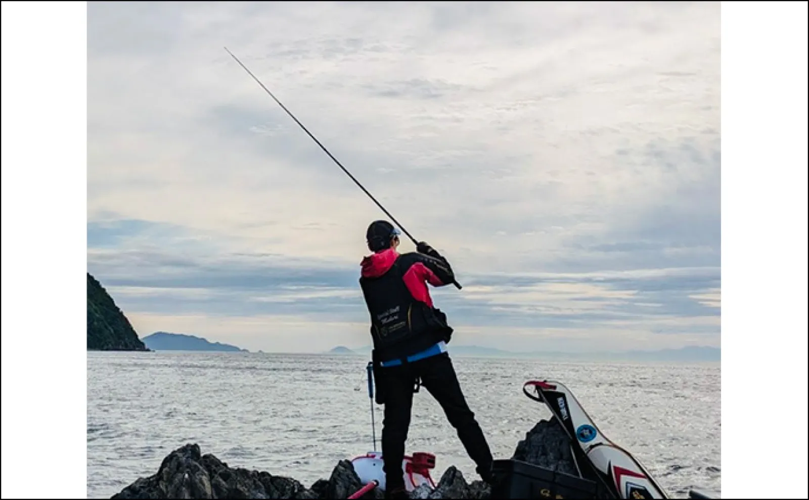 周防大島沖・八島での磯フカセ釣りで70cm級筆頭に大型マダイを連打