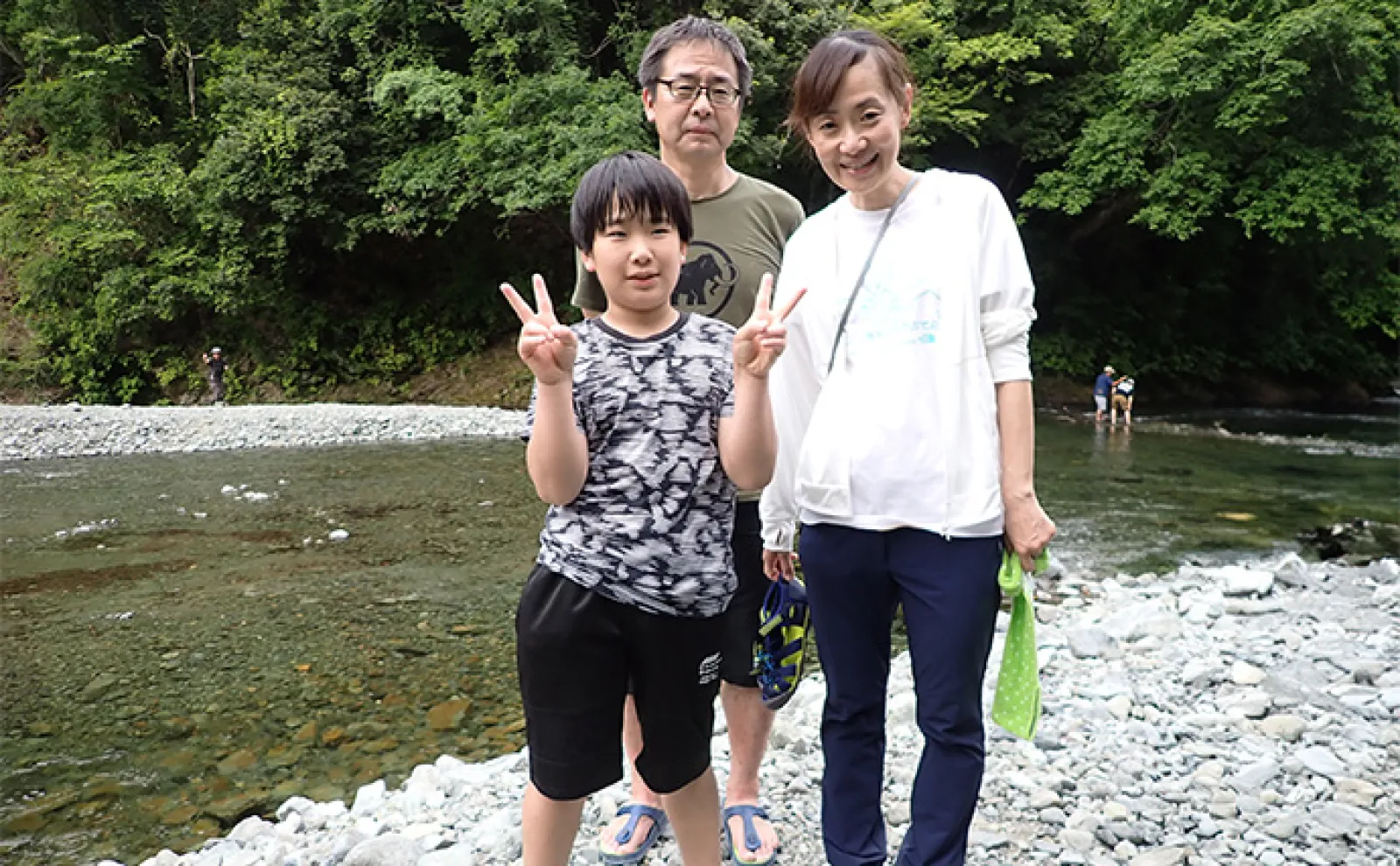 甥っ子&友達家族と行くリヴァスポット早戸【神奈川】テンカラ釣りとフライフィッシングの楽しさをレクチャー