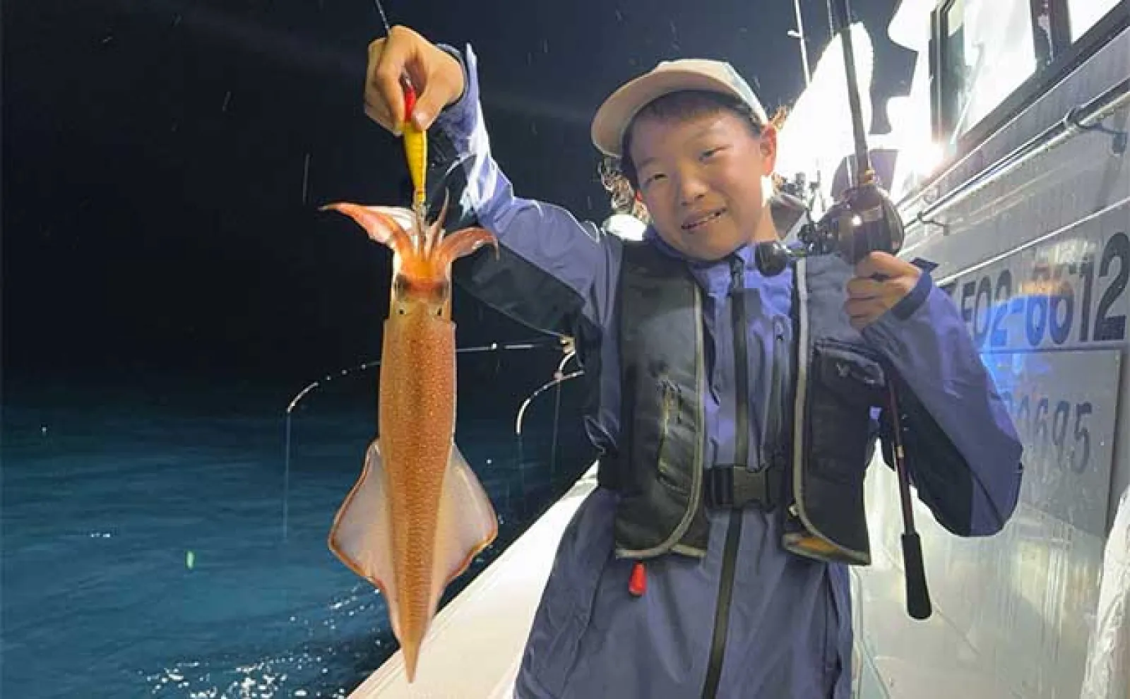 【夜焚きイカ釣果速報】今シーズン一番の入れ食い到来で100尾超え続々!(福岡)