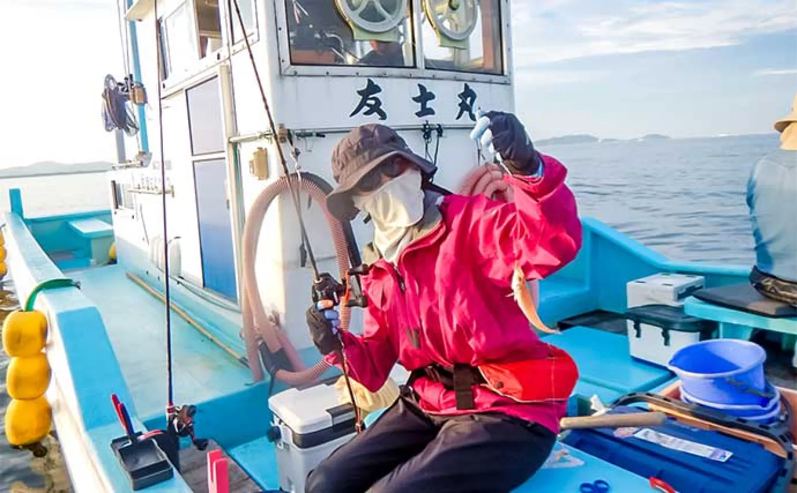 篠島沖の船キス釣りで本命57匹手中【愛知・友士丸】良型中心で引きも堪能