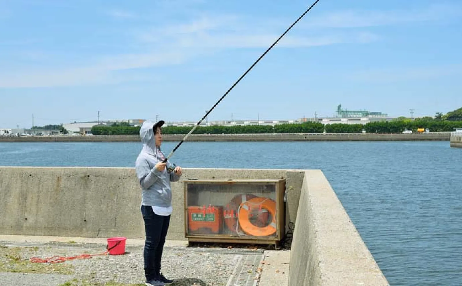 「碧南海釣り公園」でのサビキ&ちょい投げ釣りでサッパにキスなど多彩魚種手中【愛知】