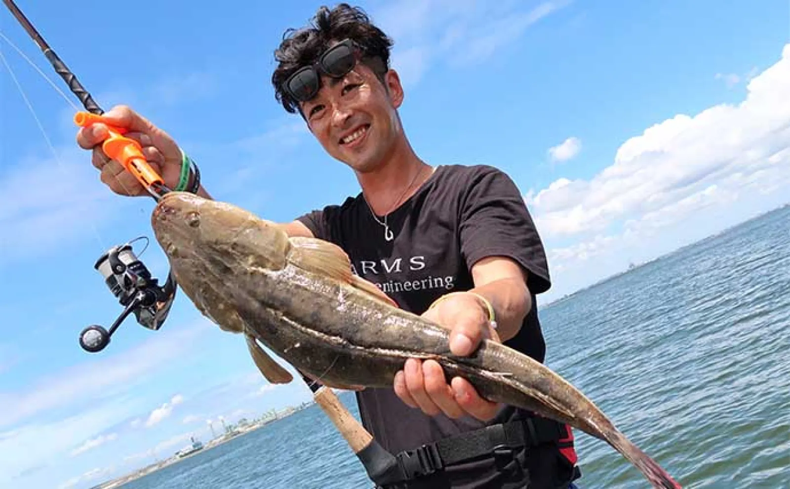 釣りをしながら夏休みの自由研究のススメ【魚の鱗(ウロコ)で年齢を考察してみよう】