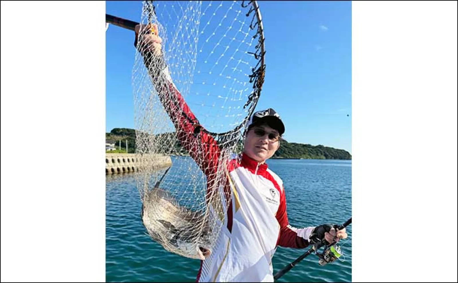 波止フカセ釣りで54cm頭に50cm超え「年無し」チヌ3連発!【長崎・釜田漁港】