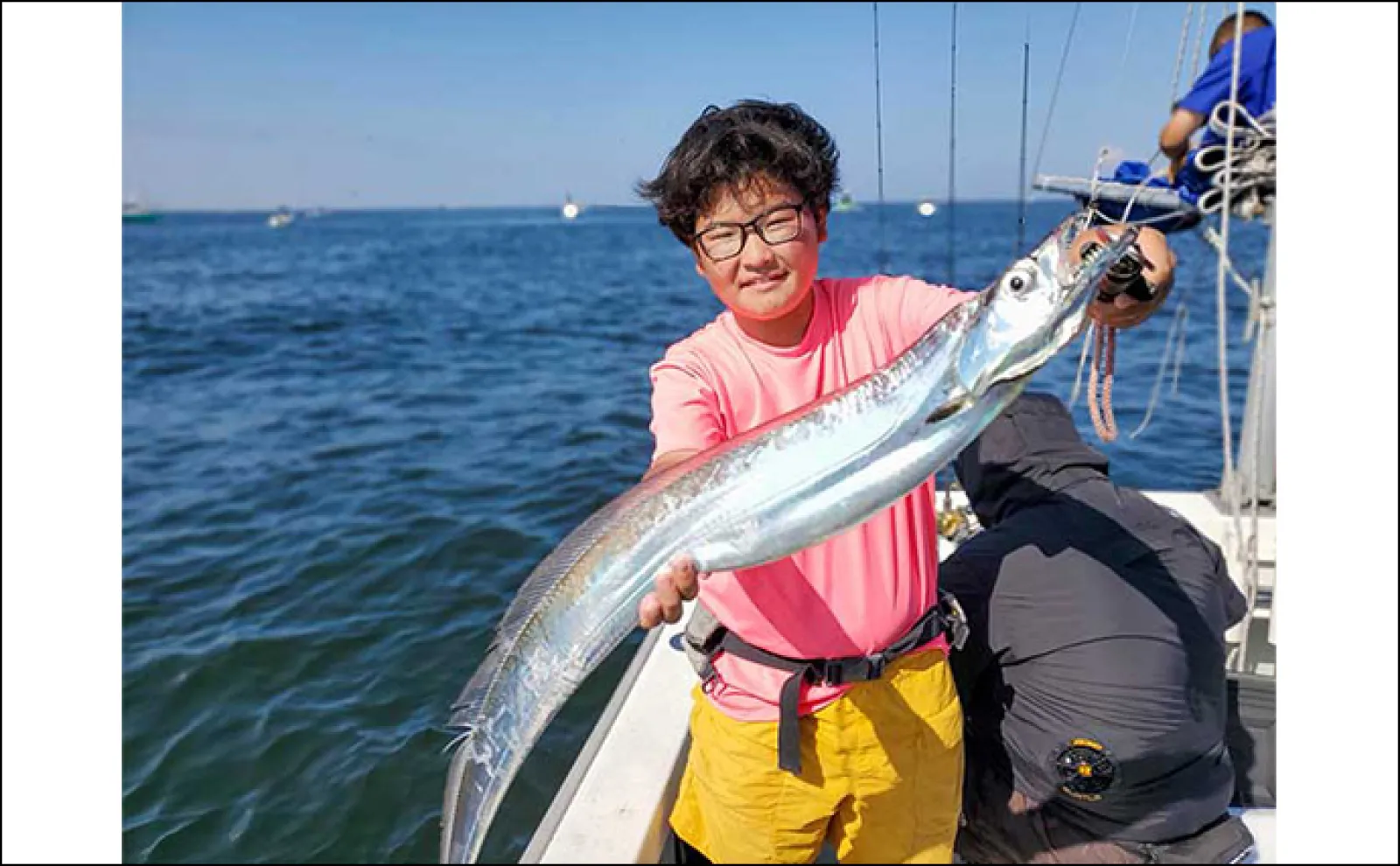 東京湾オフショアジギング釣行で115cm筆頭にタチウオが好反応