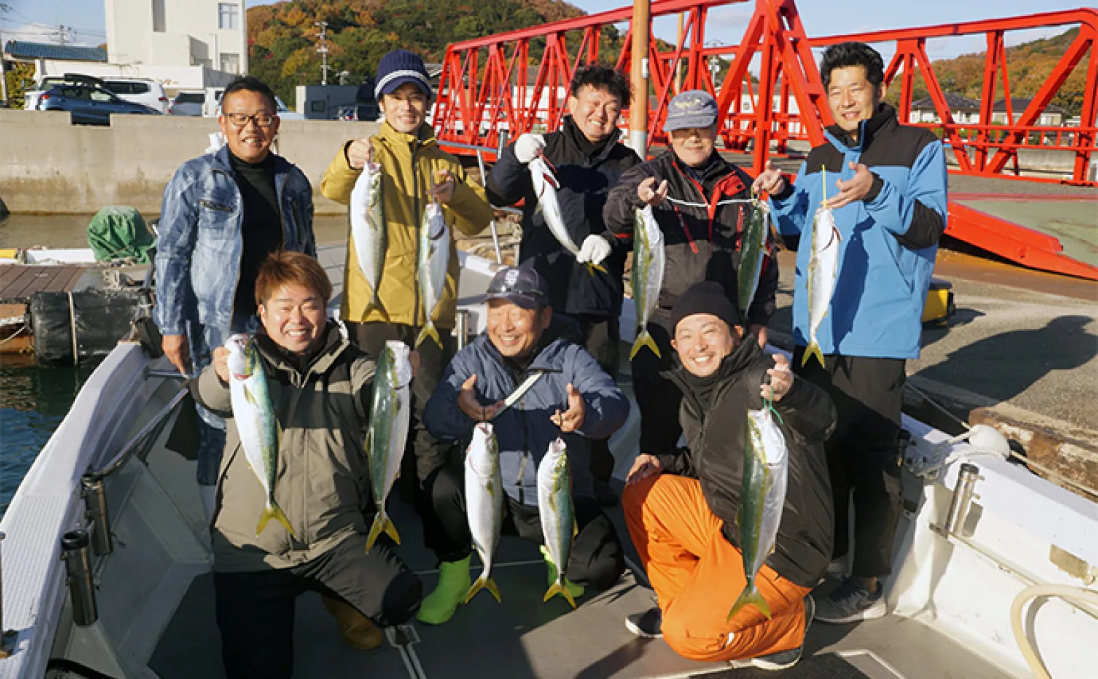 「冬の船釣りは防寒対策が最重要!」遊漁船船長が愛用する防水防寒ウェア『クロダルマ』とは?
