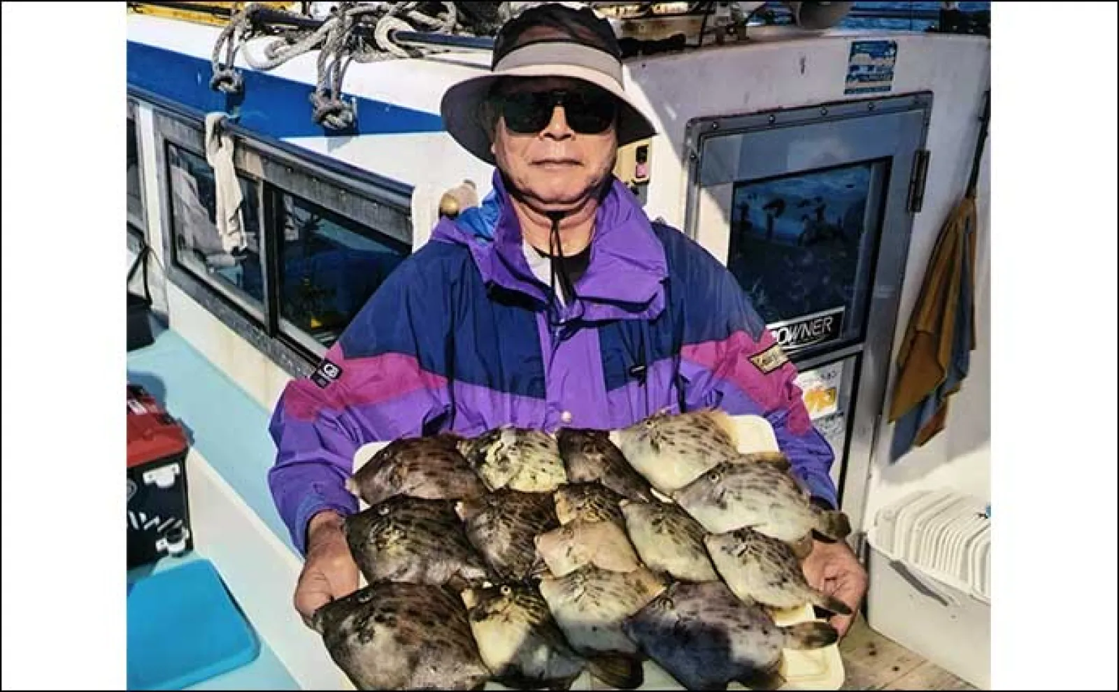 船カワハギ釣りで23cm筆頭に16匹と好釣果【愛知・石川丸】肝じょうゆに舌鼓