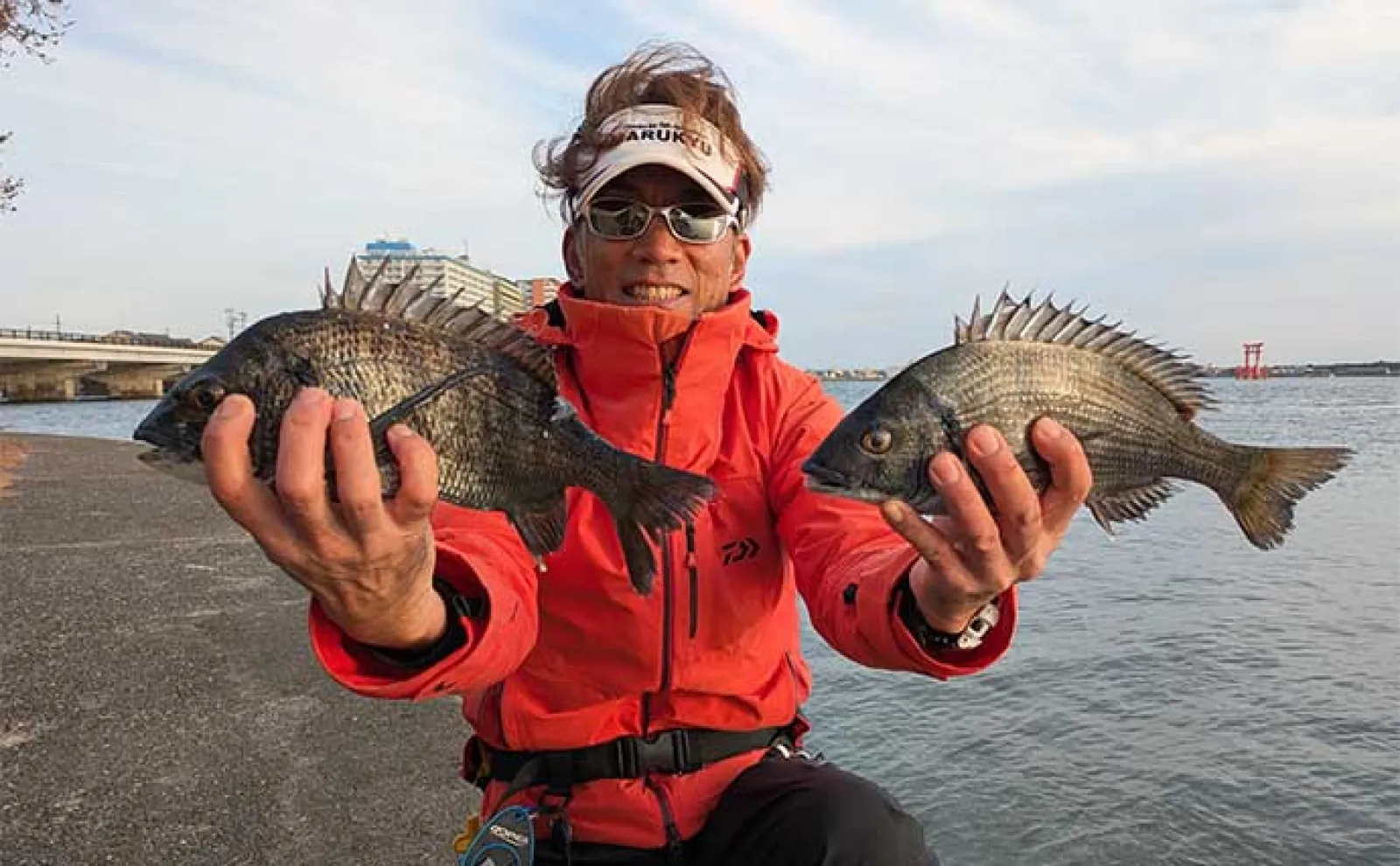 表浜名湖のクロダイをフカセ釣りで攻略！【タックル・エサ・速い潮流へ