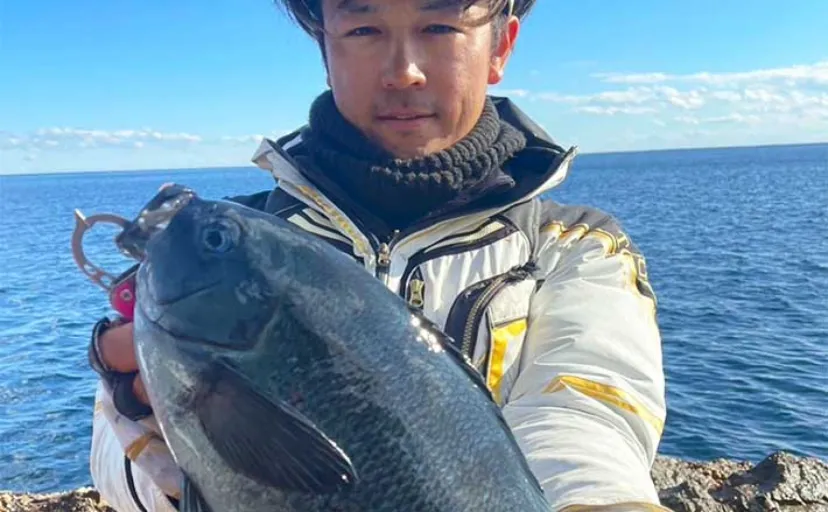 沖磯フカセ釣りで44cm口太グレを手中【三重・大紀町】釣行終了間際にヒット引き出す！