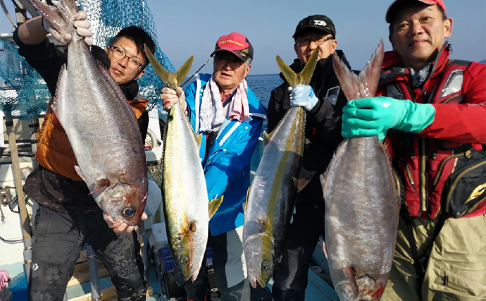 【船釣り釣果速報】玄界灘のテンビン五目釣りで大型メダイにヒラマサと多彩!(福岡)