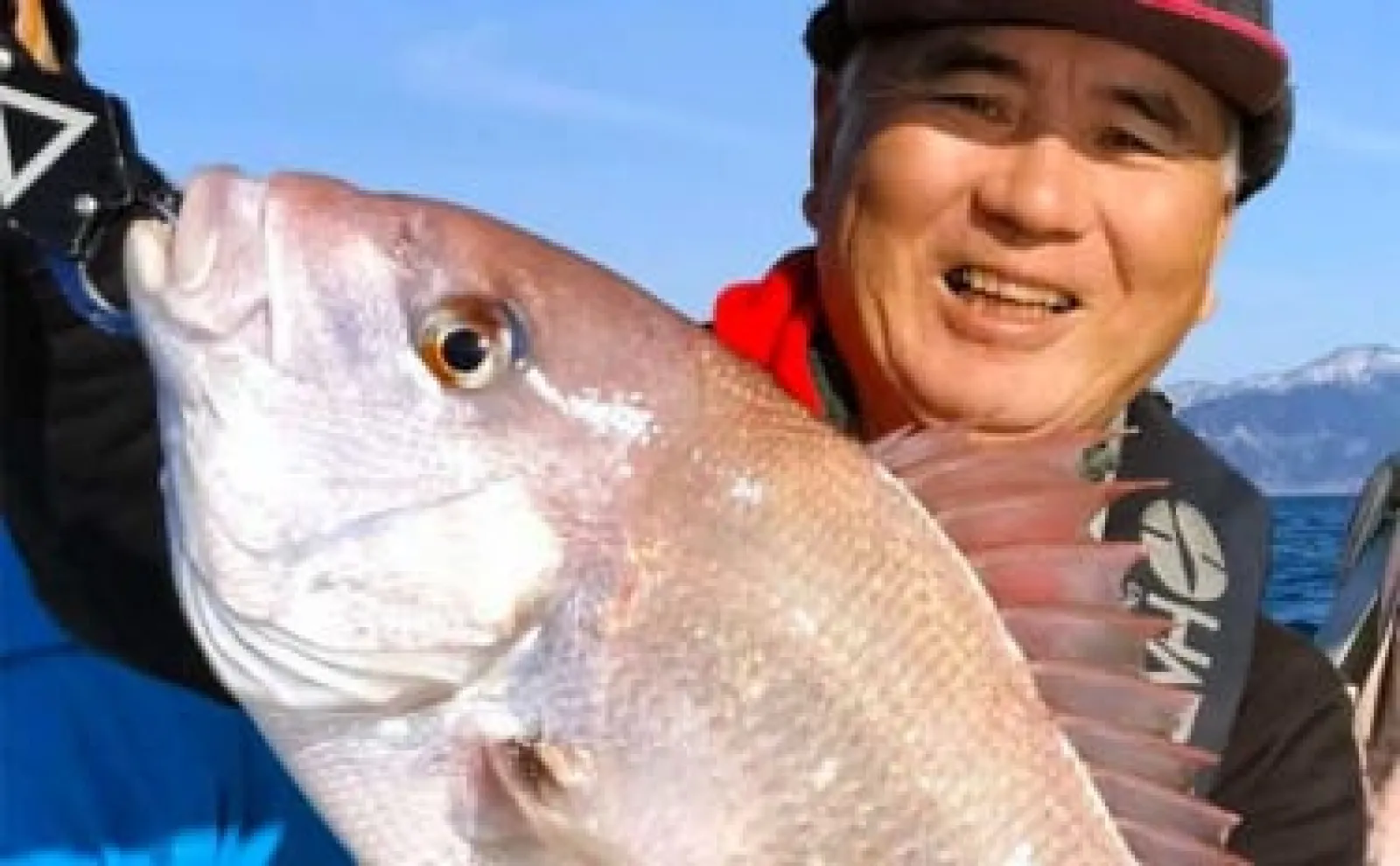 敦賀沖のテンビンフカセ釣りで64cm良型マダイに90cm級サワラが浮上【福井】