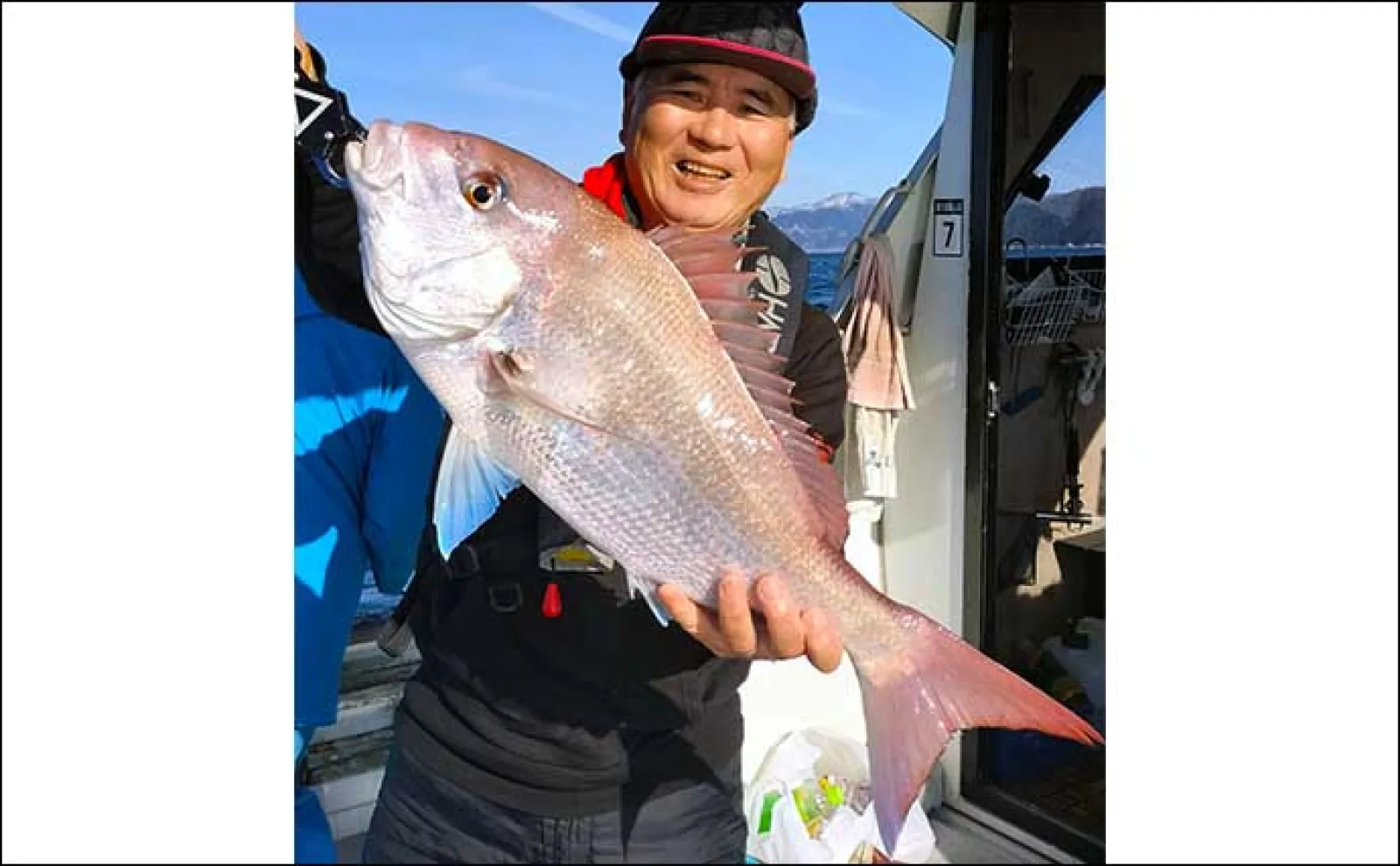 敦賀沖のテンビンフカセ釣りで64cm良型マダイに90cm級サワラが浮上【福井】