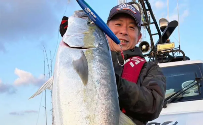 【沖釣り釣果速報】平戸沖キャスティング＆ジギングで10kg超えヒラマサ浮上！（長崎・佐賀）