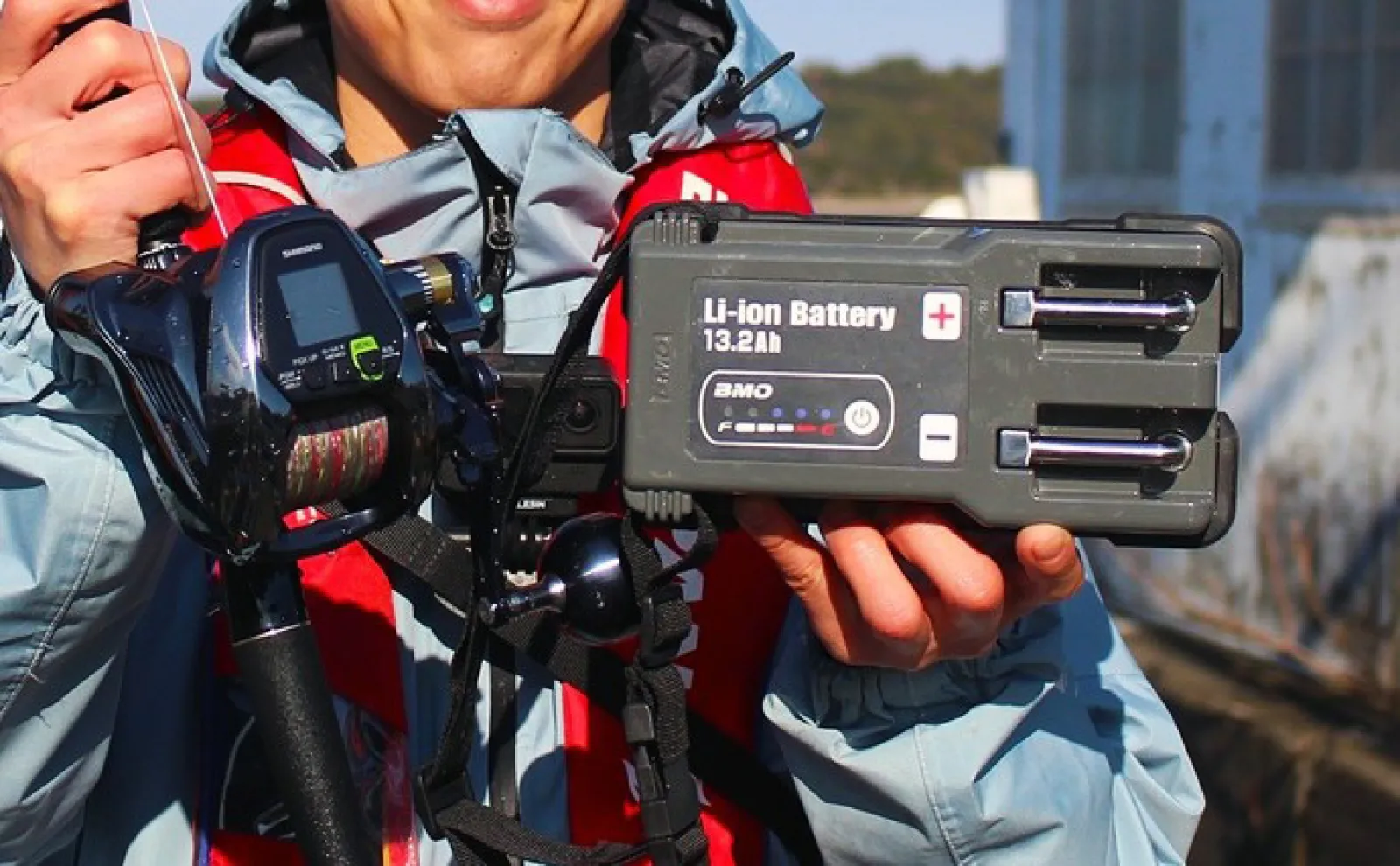 【電動リールとリチウムイオンバッテリー】でマグロ連打! トンジギに電動が断然オススメなワケとは?