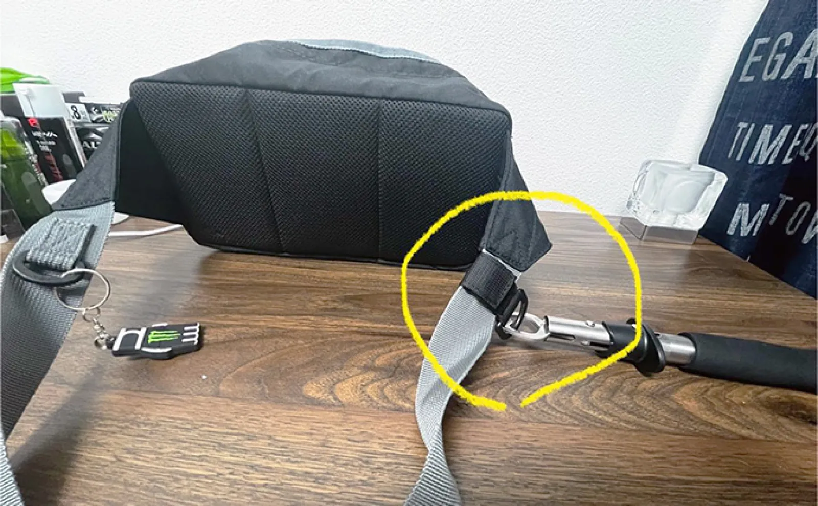 腰巻きタイプのライフジャケットをプチカスタム 【Dカン】活用で利便性アップ!