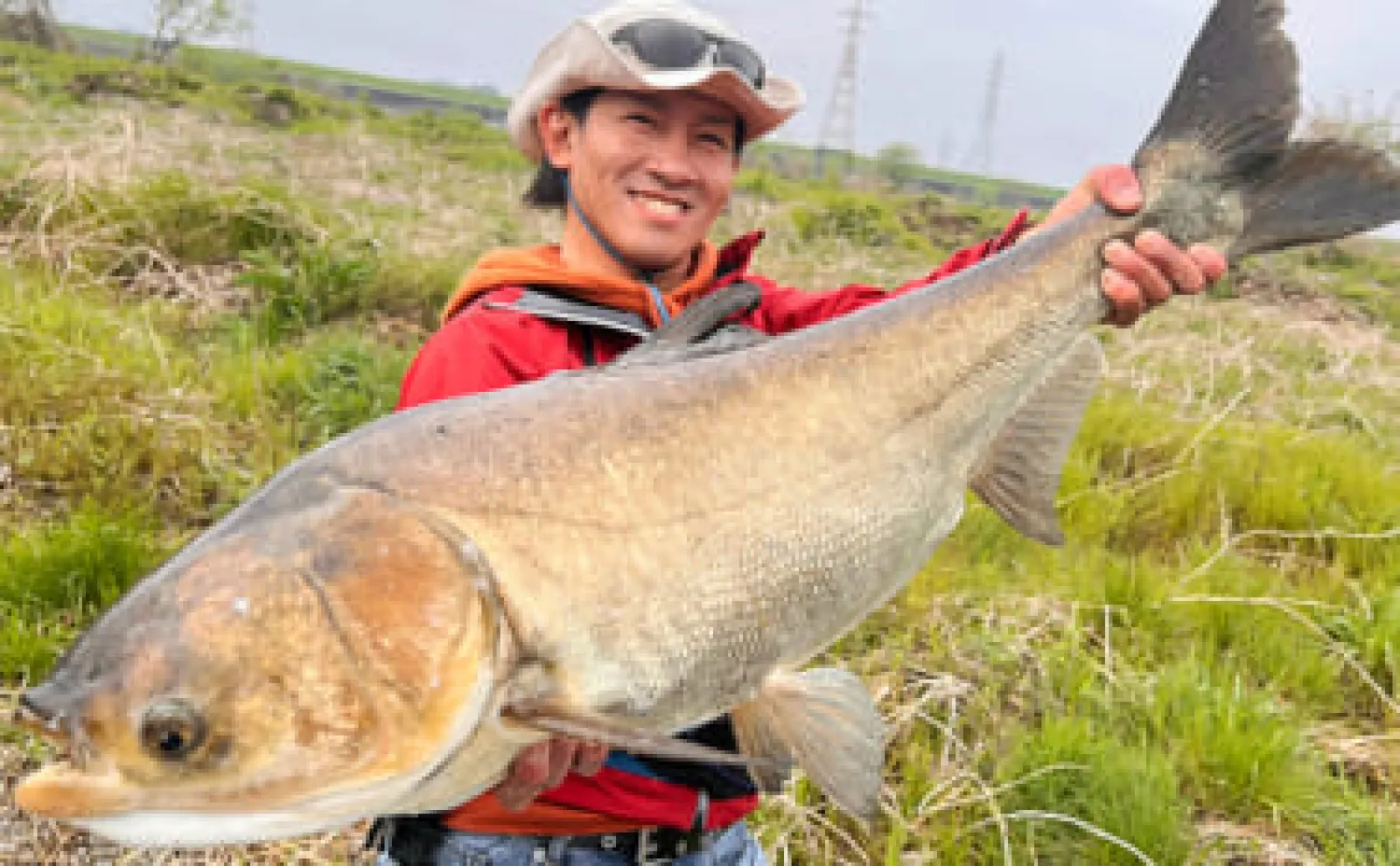 荒川温排水エリアのハクレン釣りで6尾手中【埼玉・戸田】釣友にもヒットでアテンド大成功