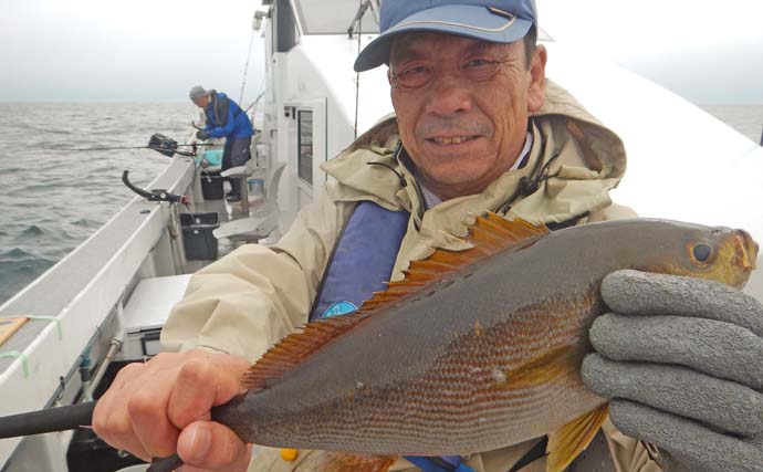 玄界灘のイサキ釣りで40cm筆頭に船中平均40尾の好釣果【福岡】竿頭は53