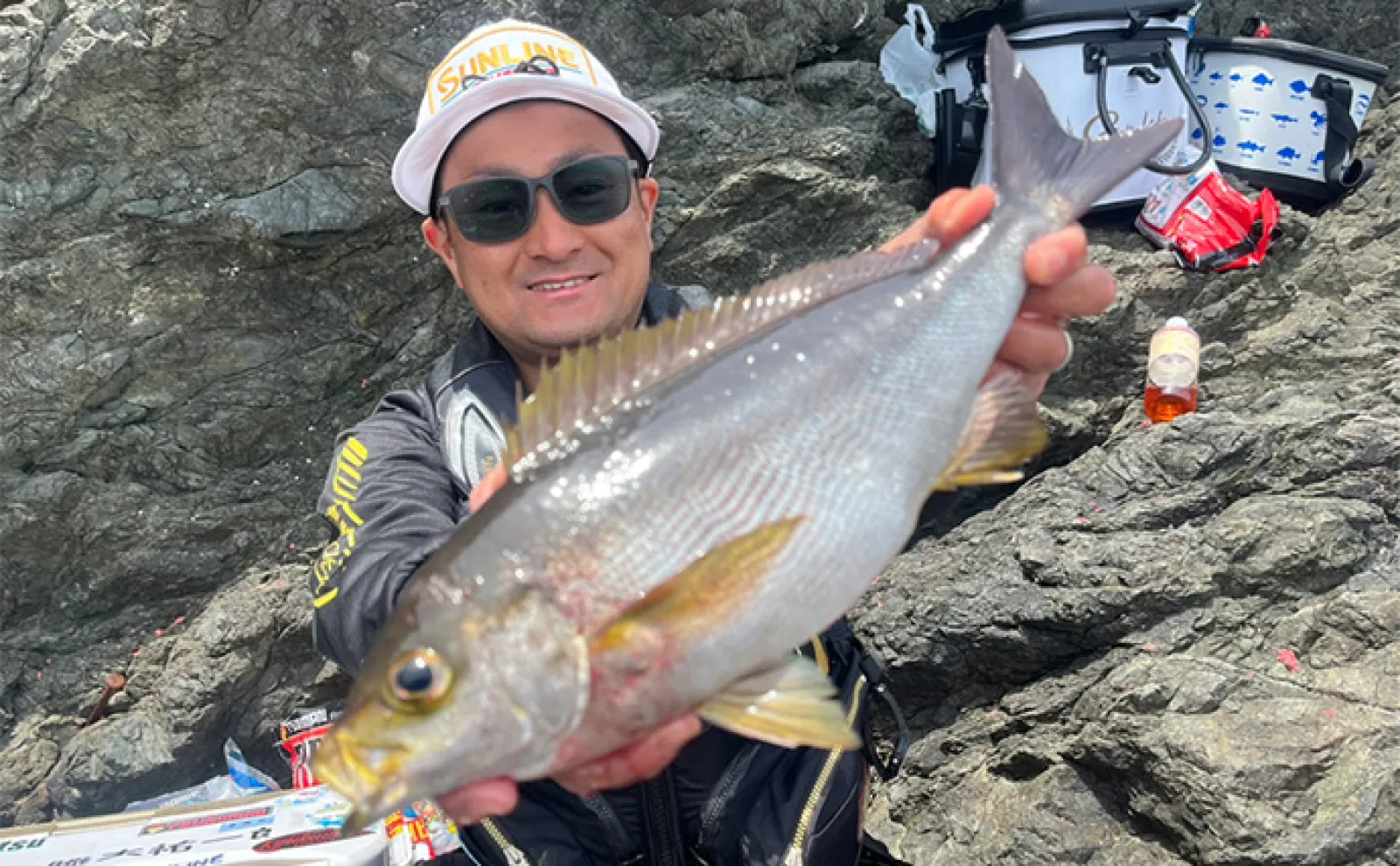 「イサキ釣りの季節が到来!」磯フカセ釣りで40cm級含み良型イサキが入れ食い【大分】
