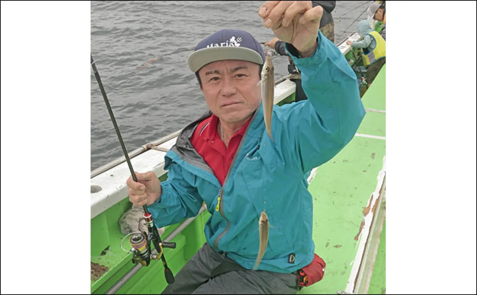 釣る人75尾！」ちがさき丸の船キス釣りで一荷連発＆良型ぞろい【神奈川