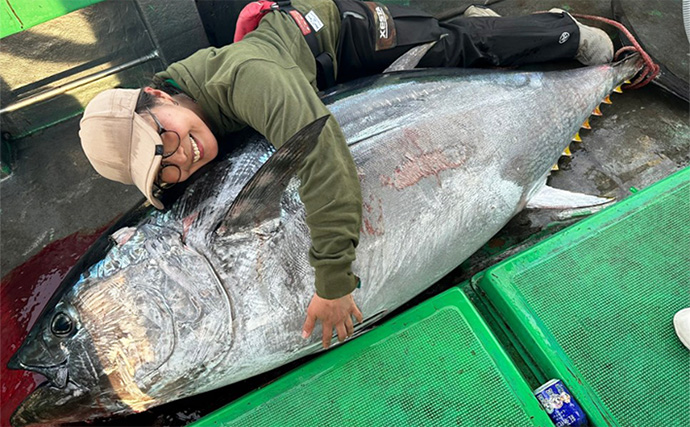 マグロキャスティング 150kgクロマグロ獲った！」ルアーキャスティングで1時間45分の死闘を