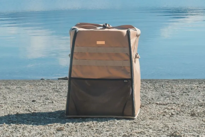 キャンプ時の石油ストーブの収納・運搬どうしてる？高機能でおしゃれなストーブキャリーバッグが登場