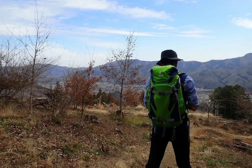 「登山用リュックは何でもいいの？大きさは？」リュック選びの悩みを登山歴13年のスタッフが解決