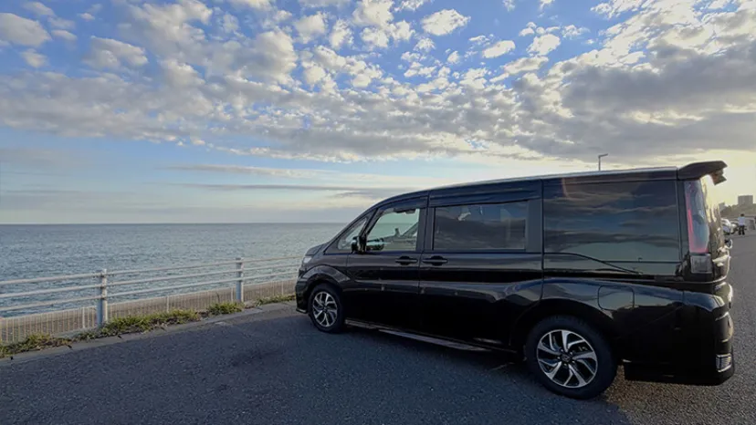 
                    【体験談】ホンダ・ステップワゴンを車中泊DIY。車内の様子と費用を公開